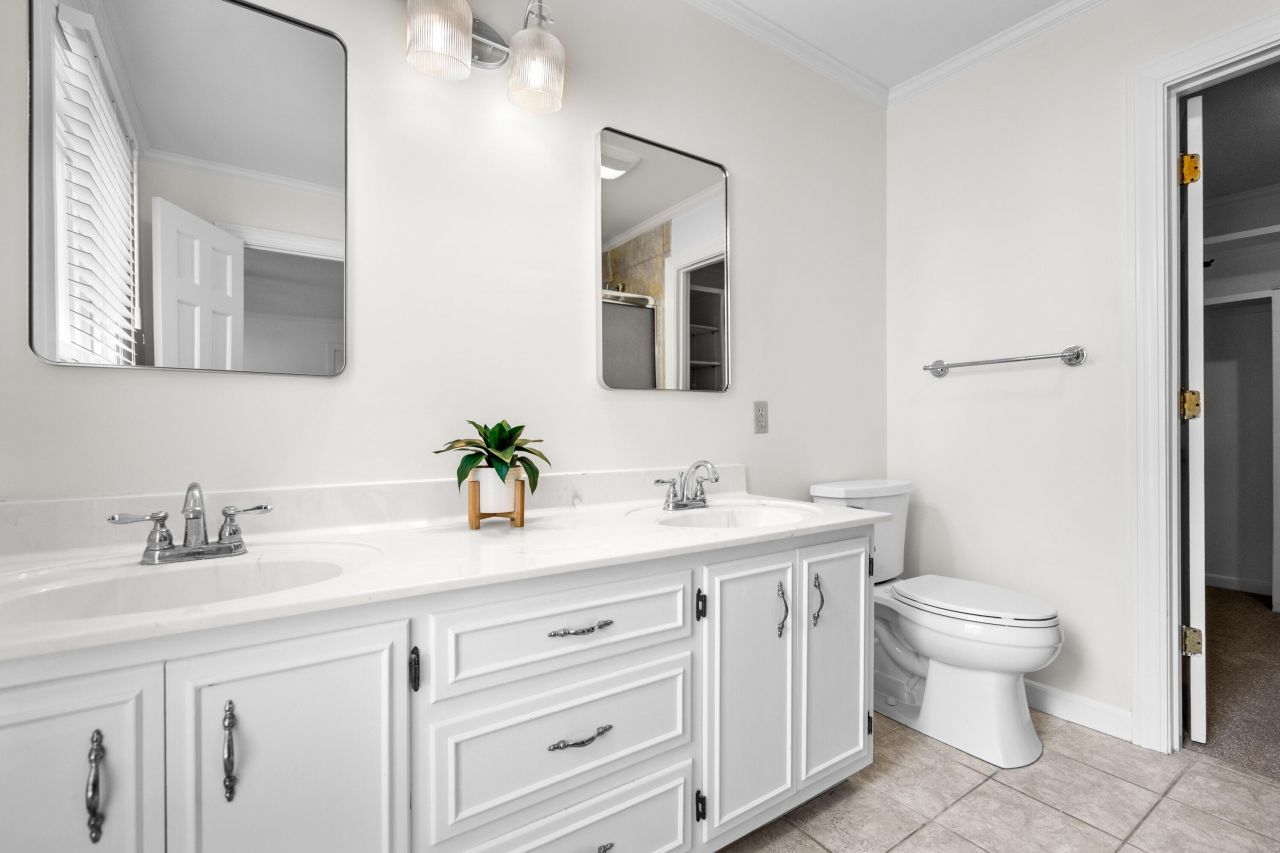 20 Thunder Circle Photo 14