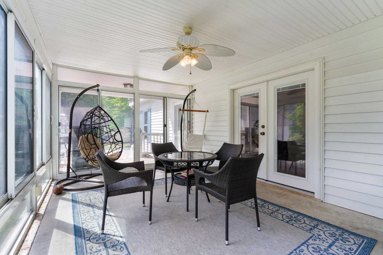 20 Thunder Circle Photo 20