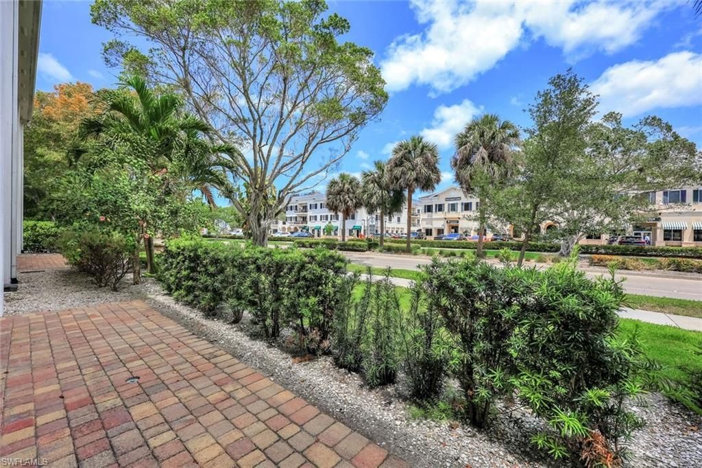 232 Banyan Blvd, Unit 232, Naples, FL 34102 Photo