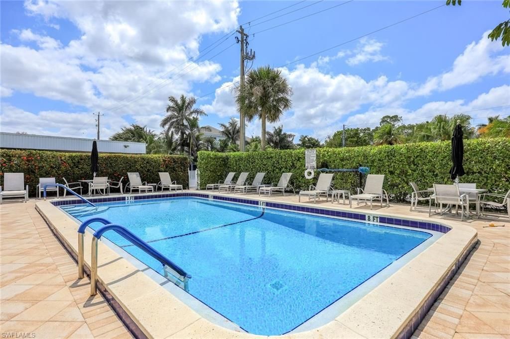 232 Banyan Blvd, Unit 232, Naples, FL 34102 Photo