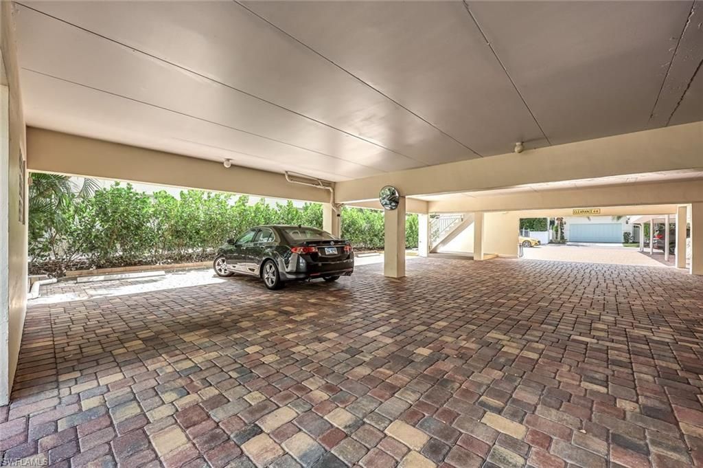 232 Banyan Blvd, Unit 232, Naples, FL 34102 Photo