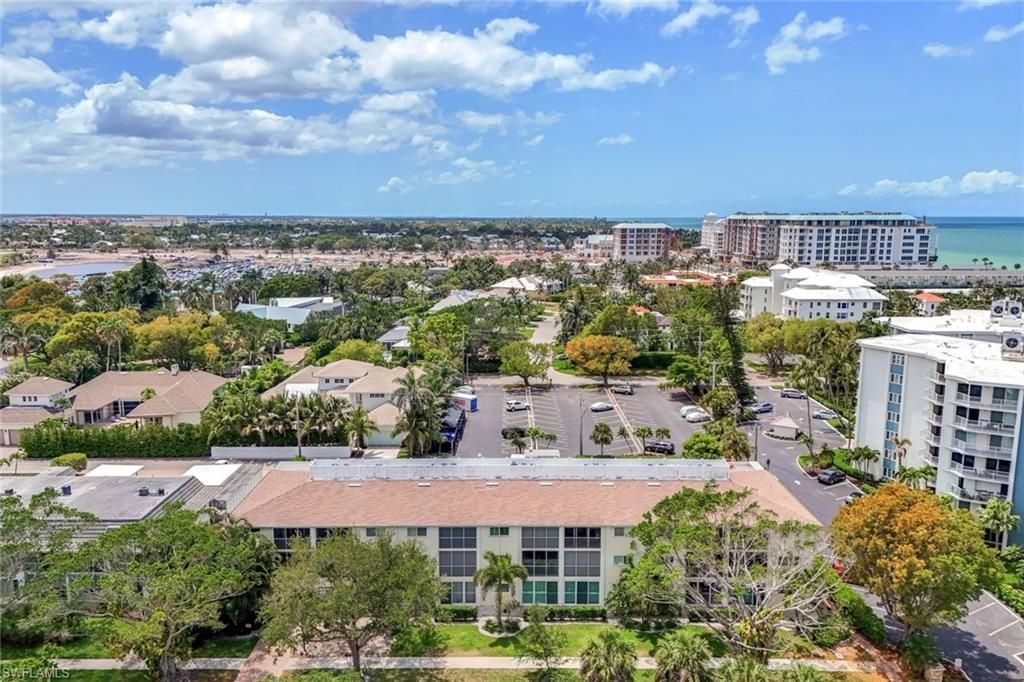 232 Banyan Blvd, Unit 232, Naples, FL 34102 Photo