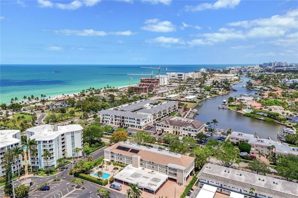 232 Banyan Blvd, Unit 232, Naples, FL 34102 Photo