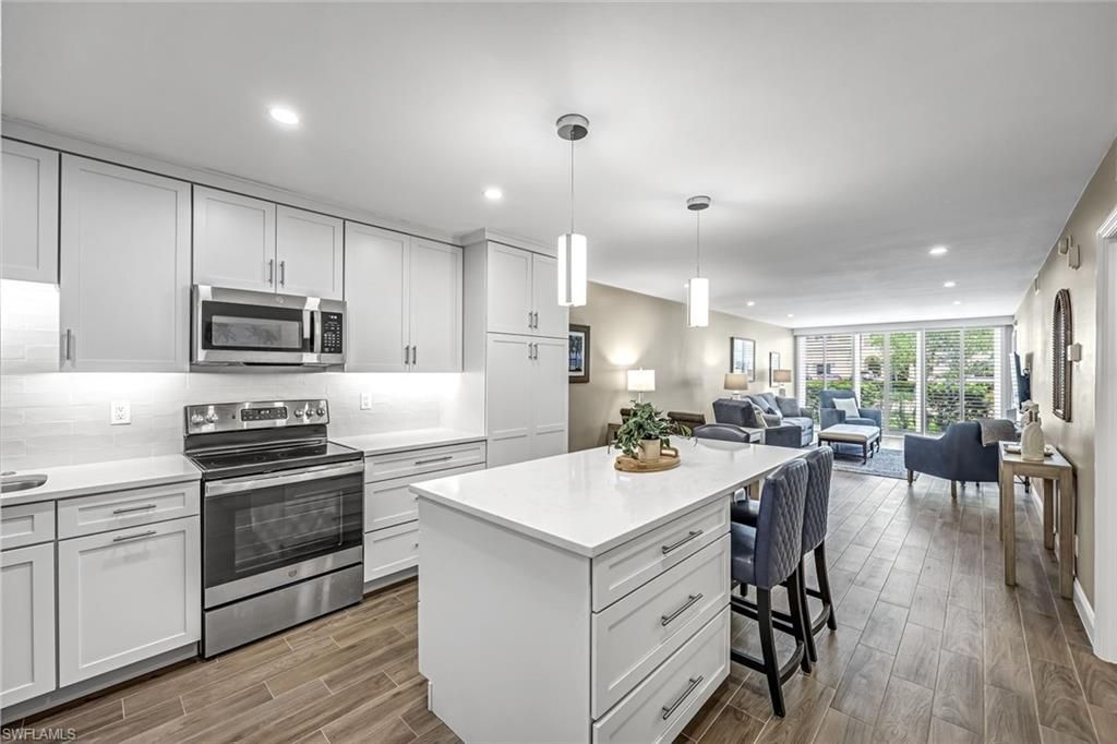 232 Banyan Blvd, Unit 232, Naples, FL 34102 Photo
