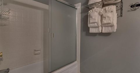 100 Lake Village, Unit B, Stateline, NV 89449 Photo