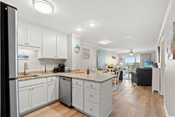 1310 N Waccamaw Dr. photo 4