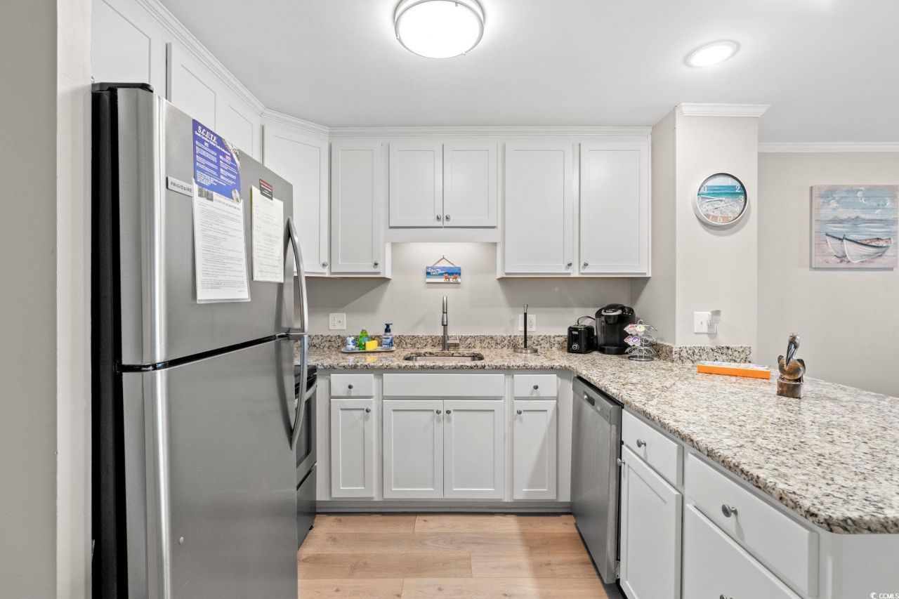 1310 N Waccamaw Dr. Photo 5