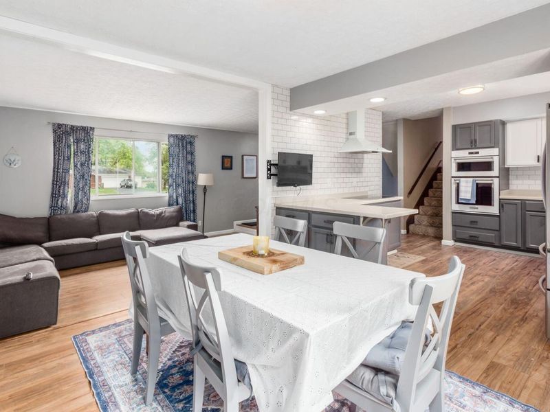 1340 W Choctaw Drive, London, OH 43140 Photo 11