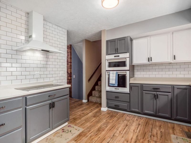 1340 W Choctaw Drive, London, OH 43140 Photo 12