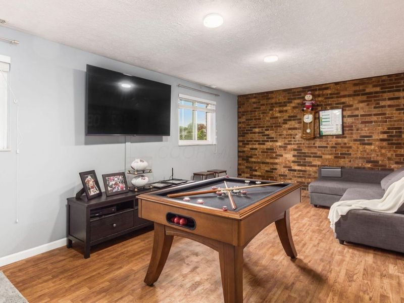 1340 W Choctaw Drive, London, OH 43140 Photo 16