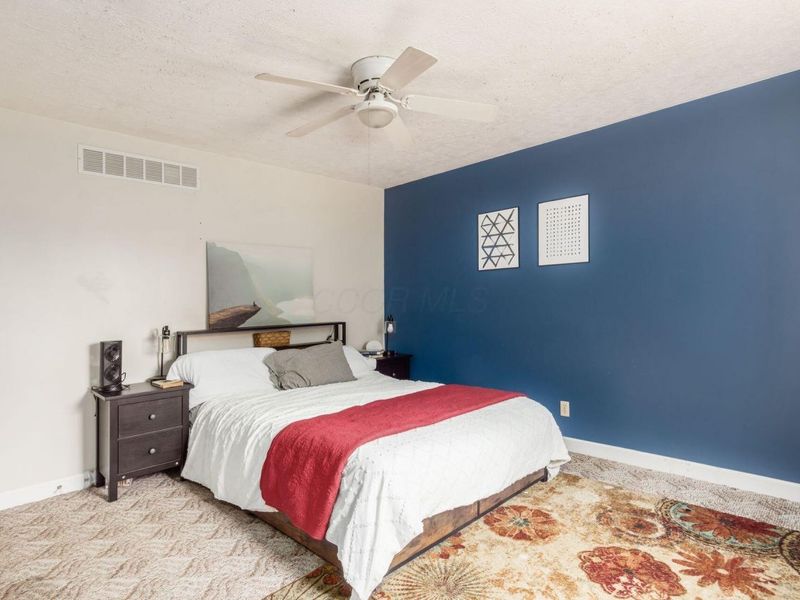 1340 W Choctaw Drive, London, OH 43140 Photo 26