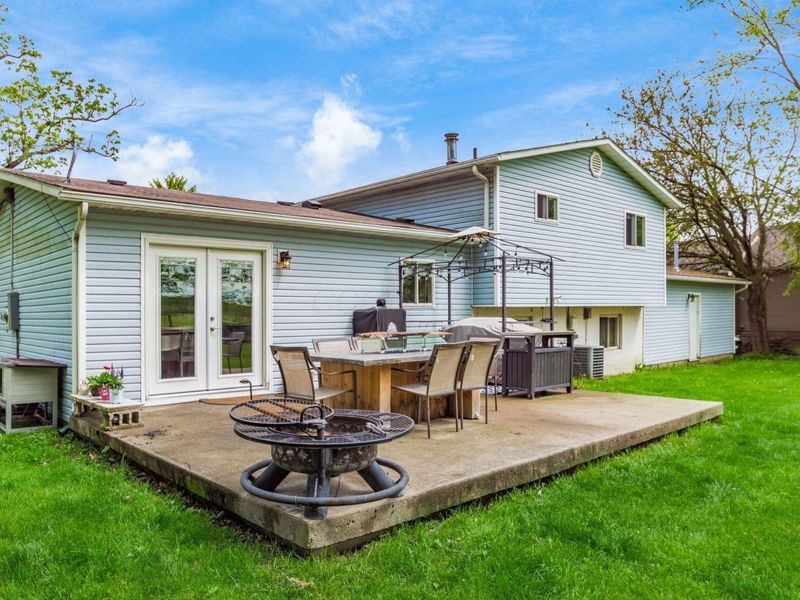 1340 W Choctaw Drive, London, OH 43140 Photo 32