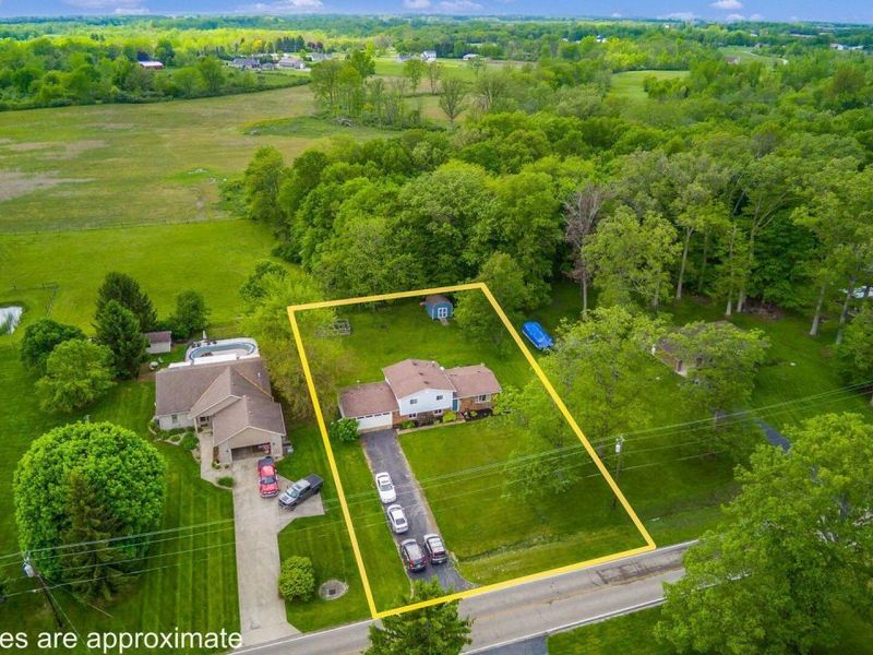 1340 W Choctaw Drive, London, OH 43140 Photo 41