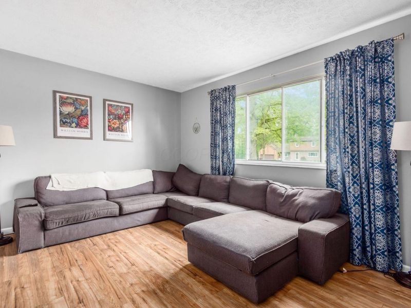 1340 W Choctaw Drive, London, OH 43140 Photo 7