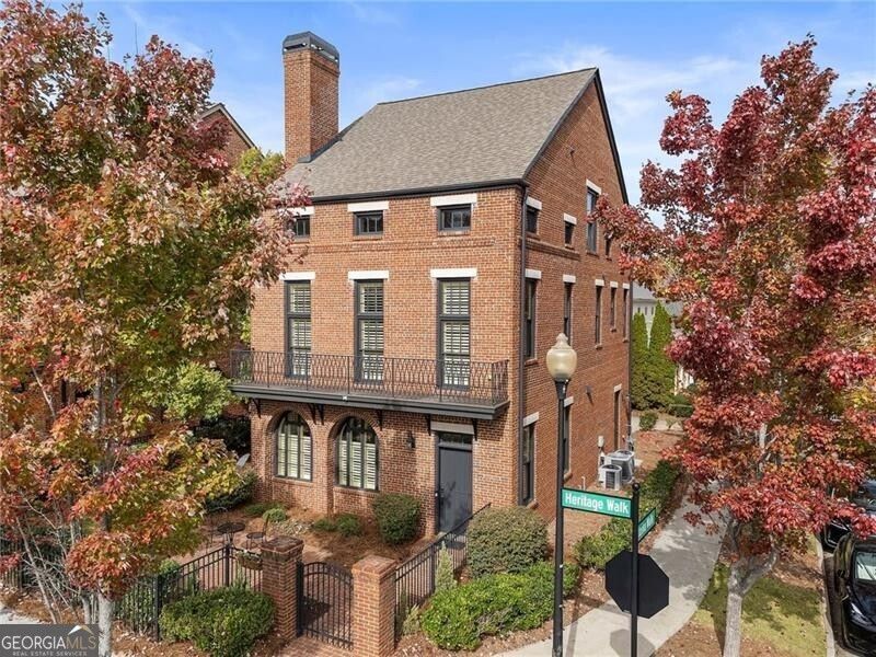 1950 Heritage Walk, Alpharetta, GA 30004 Main Photo