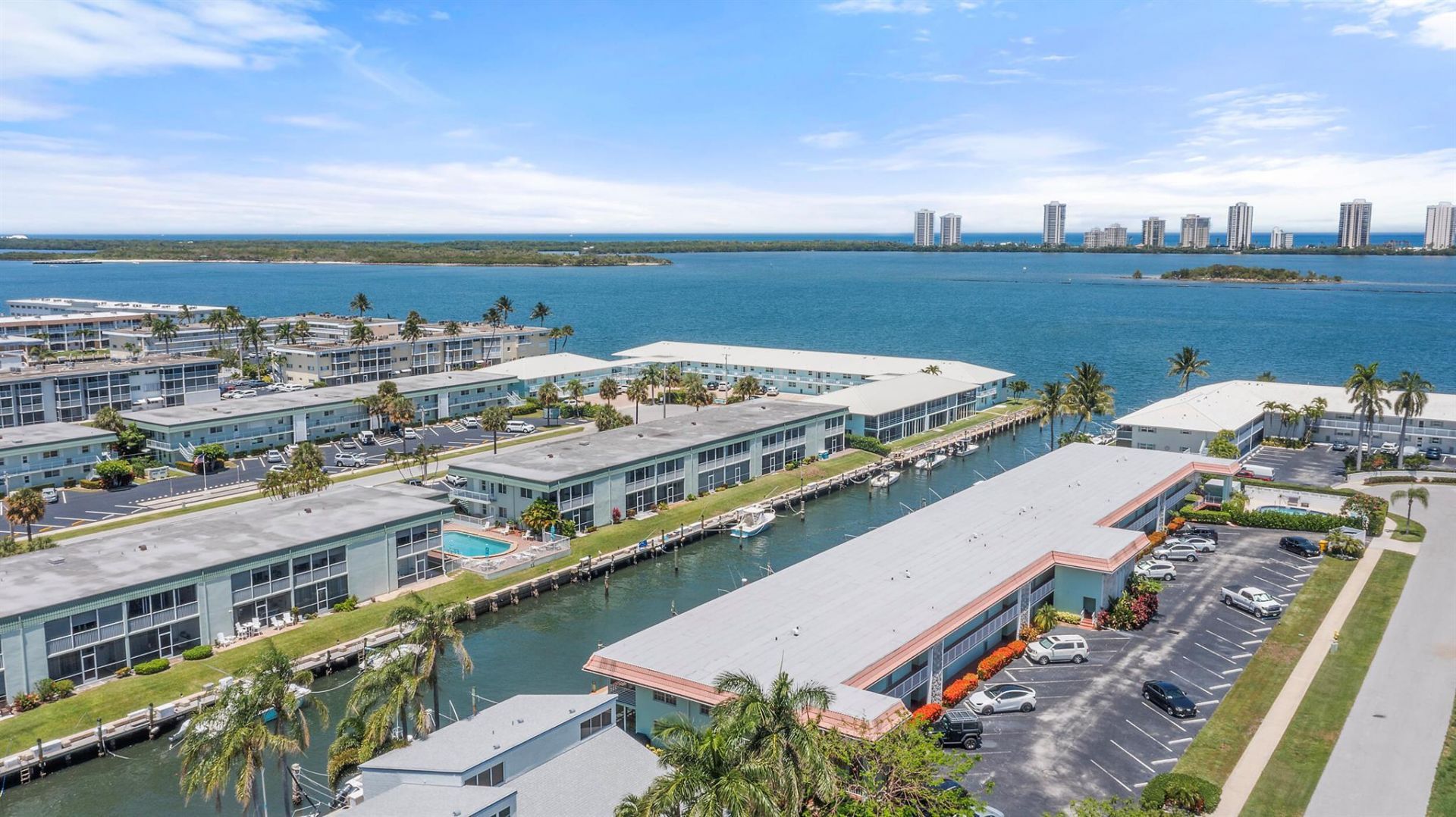 117 Lehane Terrace, Unit 201, North Palm Beach, FL 33408 Photo