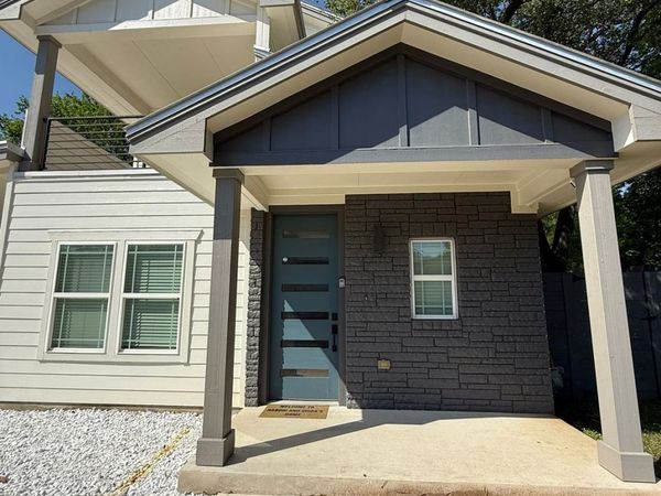 806 Philco DR, Unit 2, Austin, TX 78745