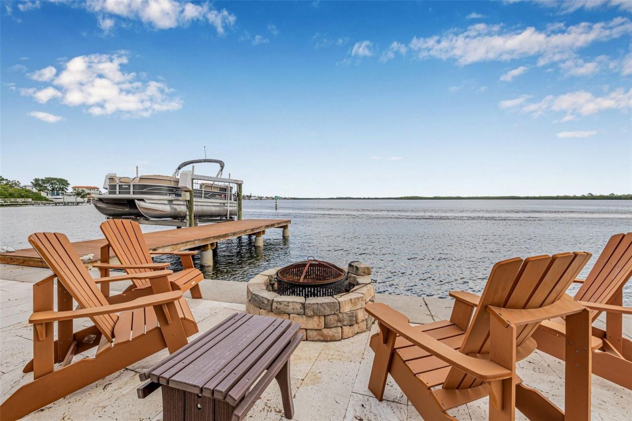 1819 Bayou Grande Boulevard Ne, Saint Petersburg, FL 33703 Photo