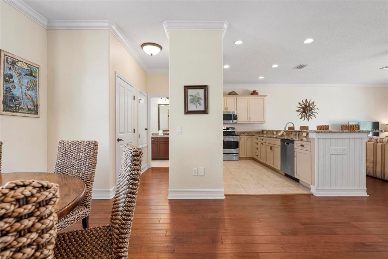 215 65th Street, Holmes Beach, FL 34217 Photo