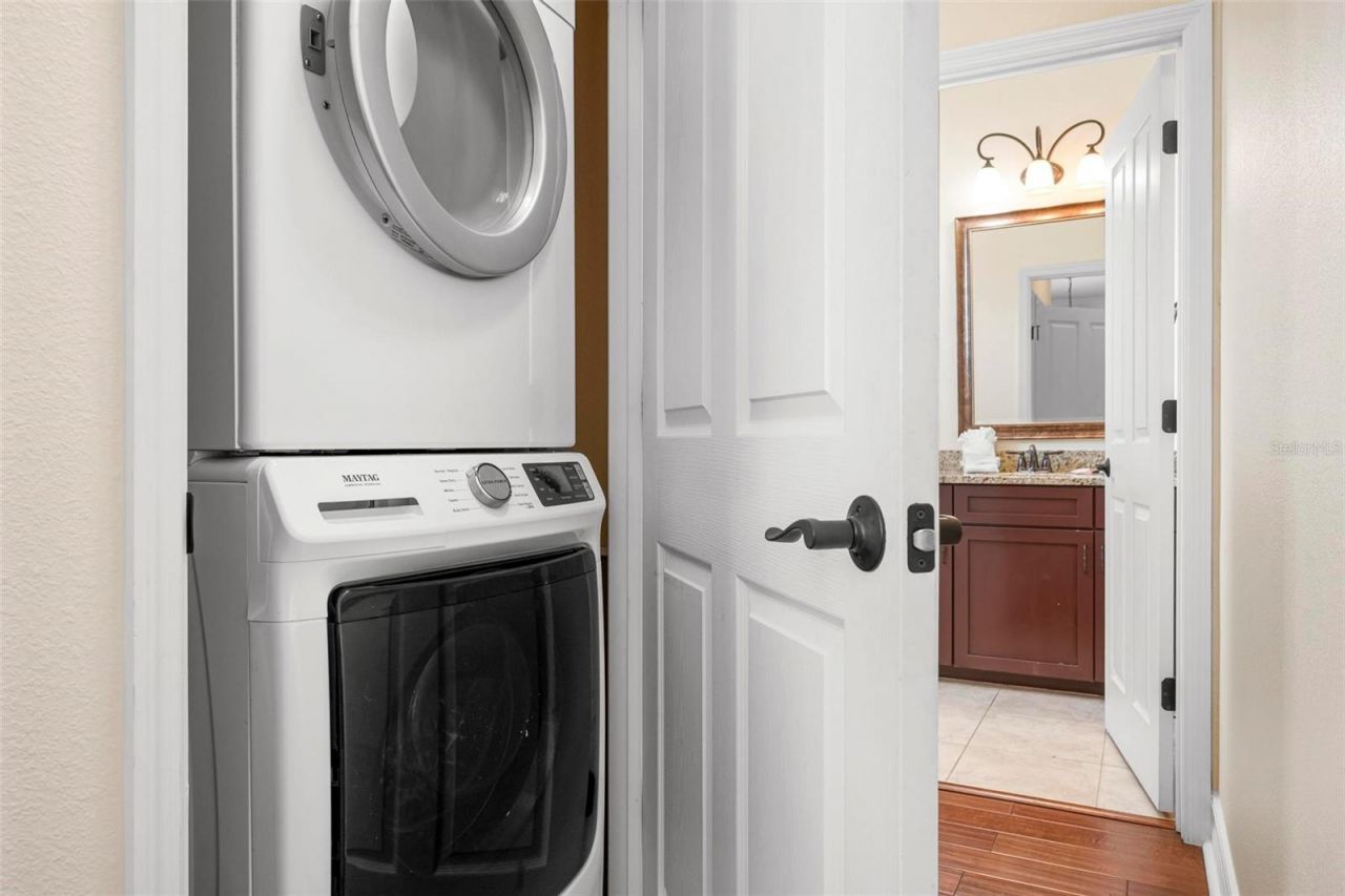 215 65th Street, Holmes Beach, FL 34217 Photo