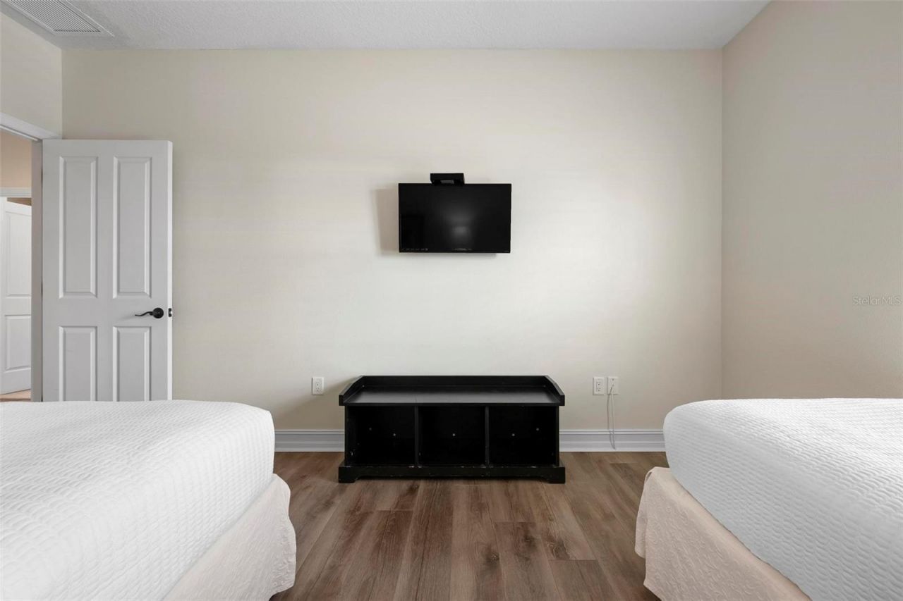 215 65th Street, Holmes Beach, FL 34217 Photo