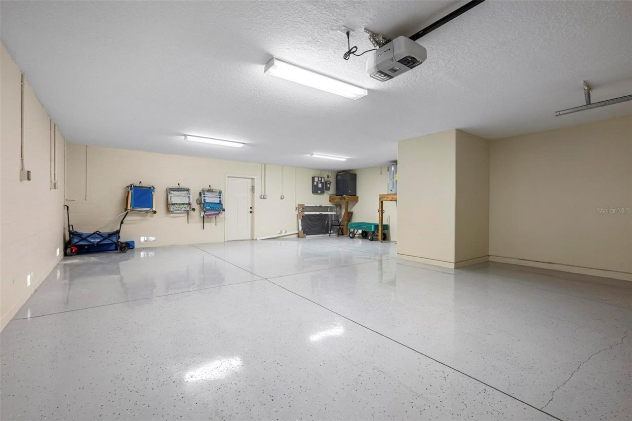 215 65th Street, Holmes Beach, FL 34217 Photo