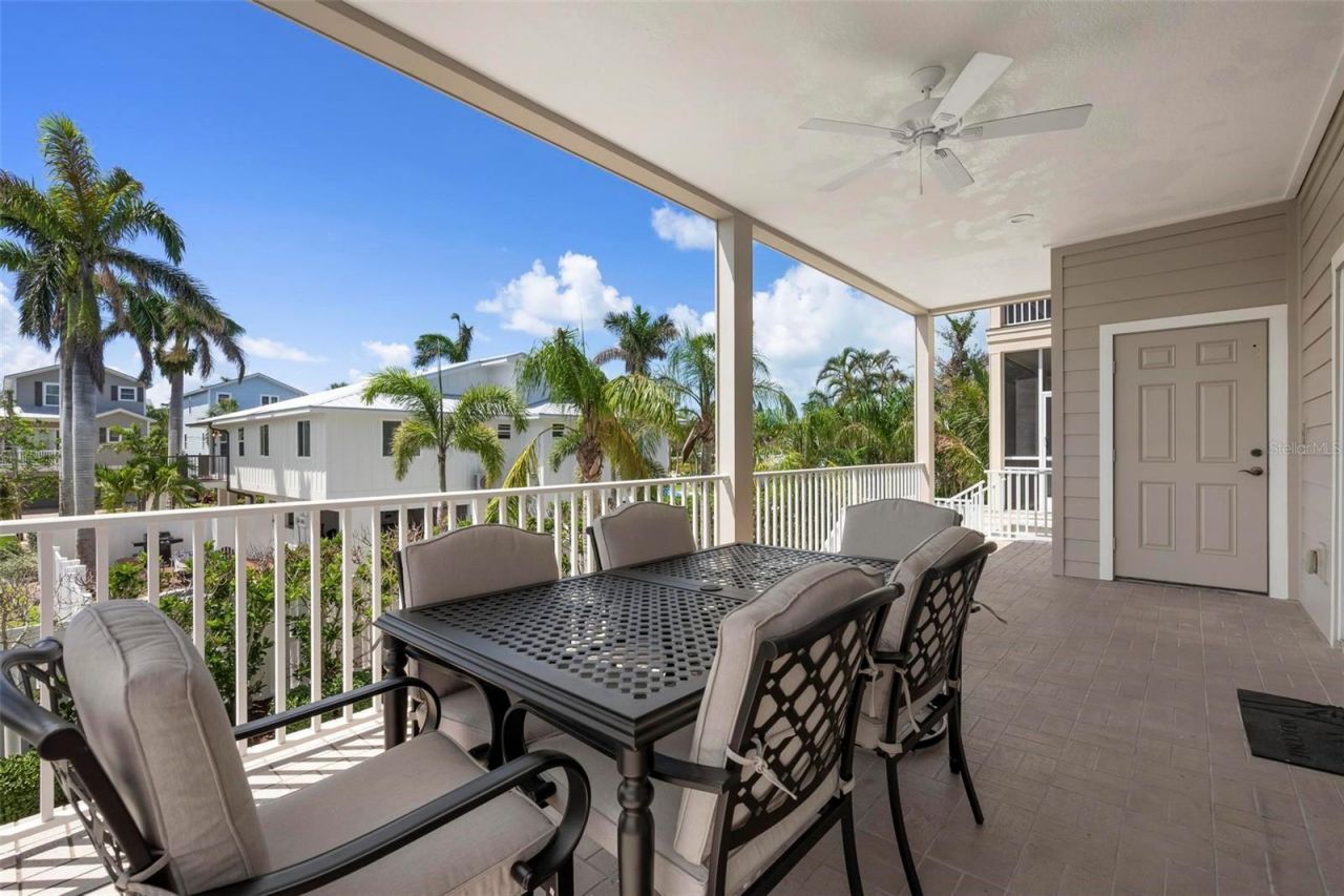 215 65th Street, Holmes Beach, FL 34217 Photo