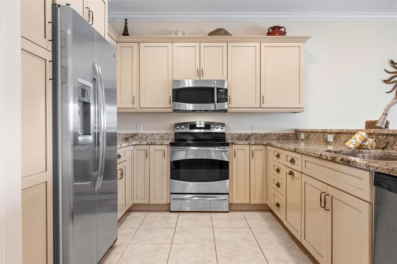 215 65th Street, Holmes Beach, FL 34217 Photo