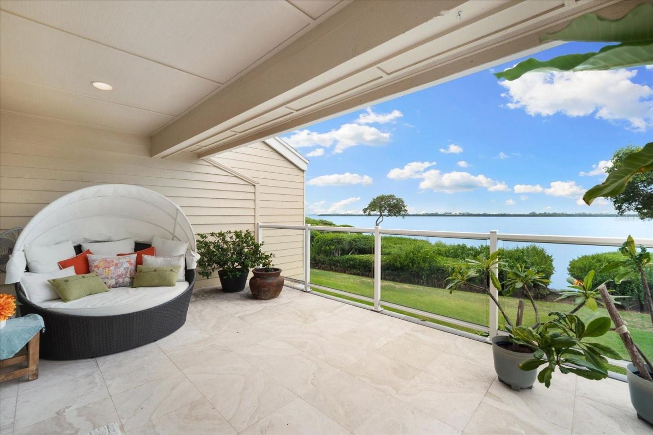 76 Tidy Island Boulevard, Bradenton, FL 34210 Photo