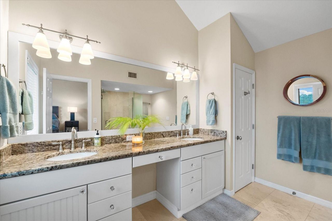 76 Tidy Island Boulevard, Bradenton, FL 34210 Photo