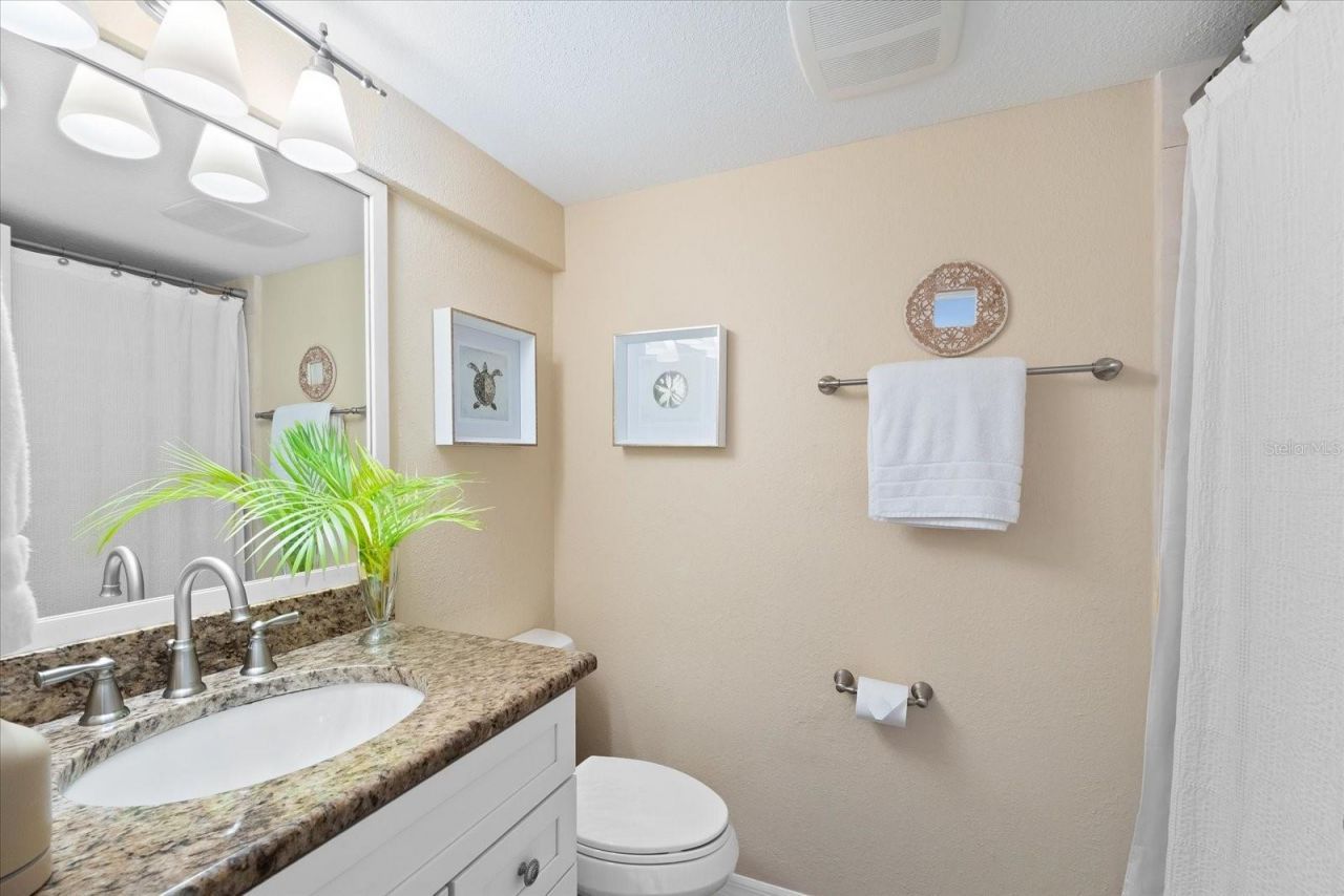 76 Tidy Island Boulevard, Bradenton, FL 34210 Photo