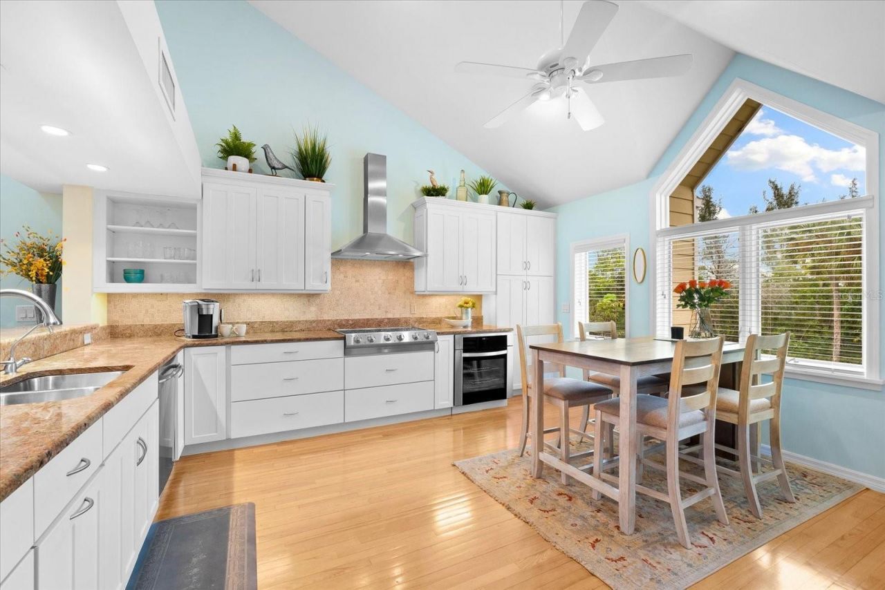 76 Tidy Island Boulevard, Bradenton, FL 34210 Photo