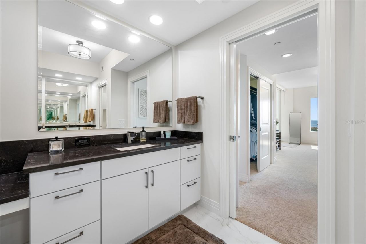 1325 Snell Isle Boulevard Ne, Unit 810, Saint Petersburg, FL 33704 Photo