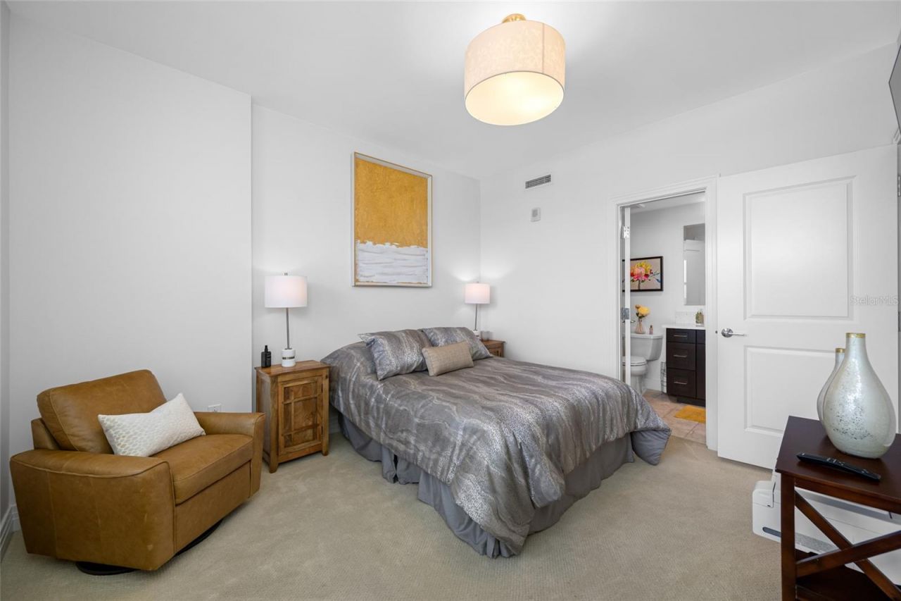 1325 Snell Isle Boulevard Ne, Unit 810, Saint Petersburg, FL 33704 Photo