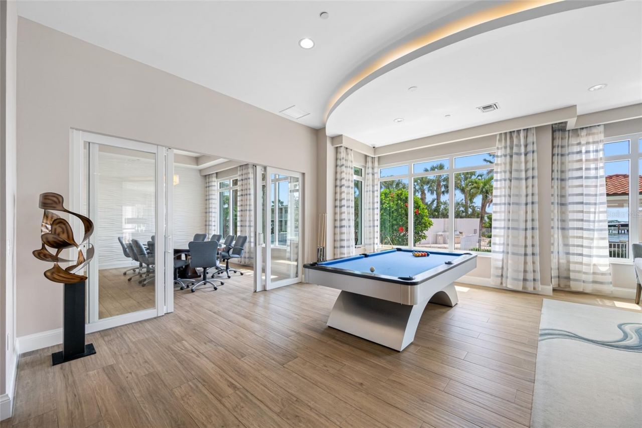 1325 Snell Isle Boulevard Ne, Unit 810, Saint Petersburg, FL 33704 Photo