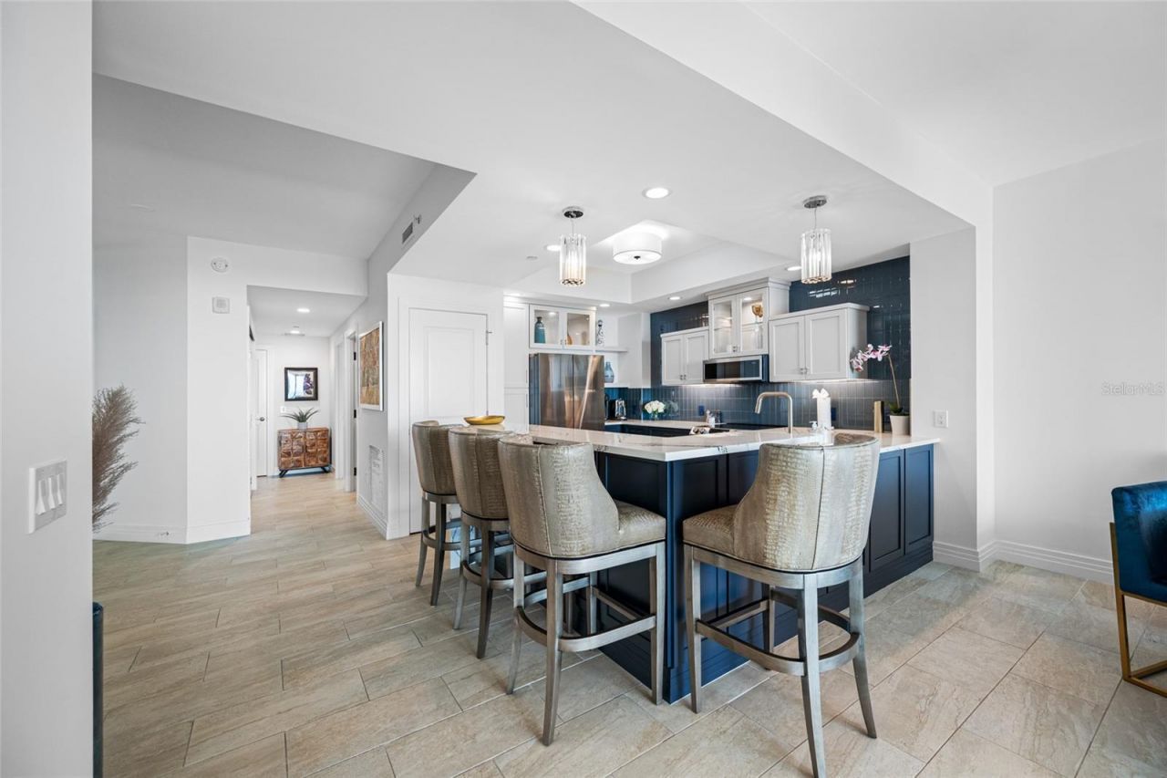 1325 Snell Isle Boulevard Ne, Unit 810, Saint Petersburg, FL 33704 Photo