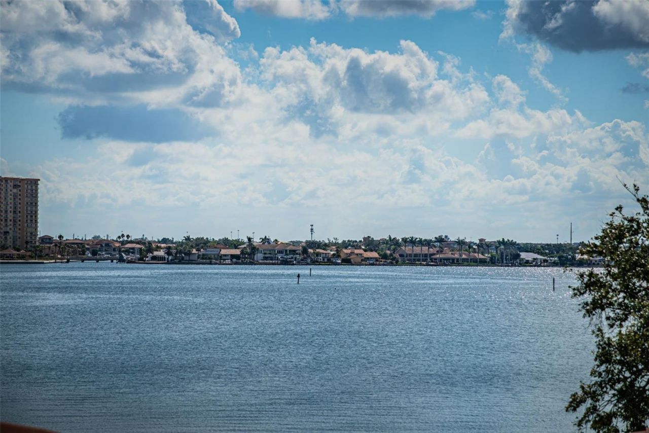 6158 Palma Del Mar Boulevard S, Unit 306, Saint Petersburg, FL 33715 Photo