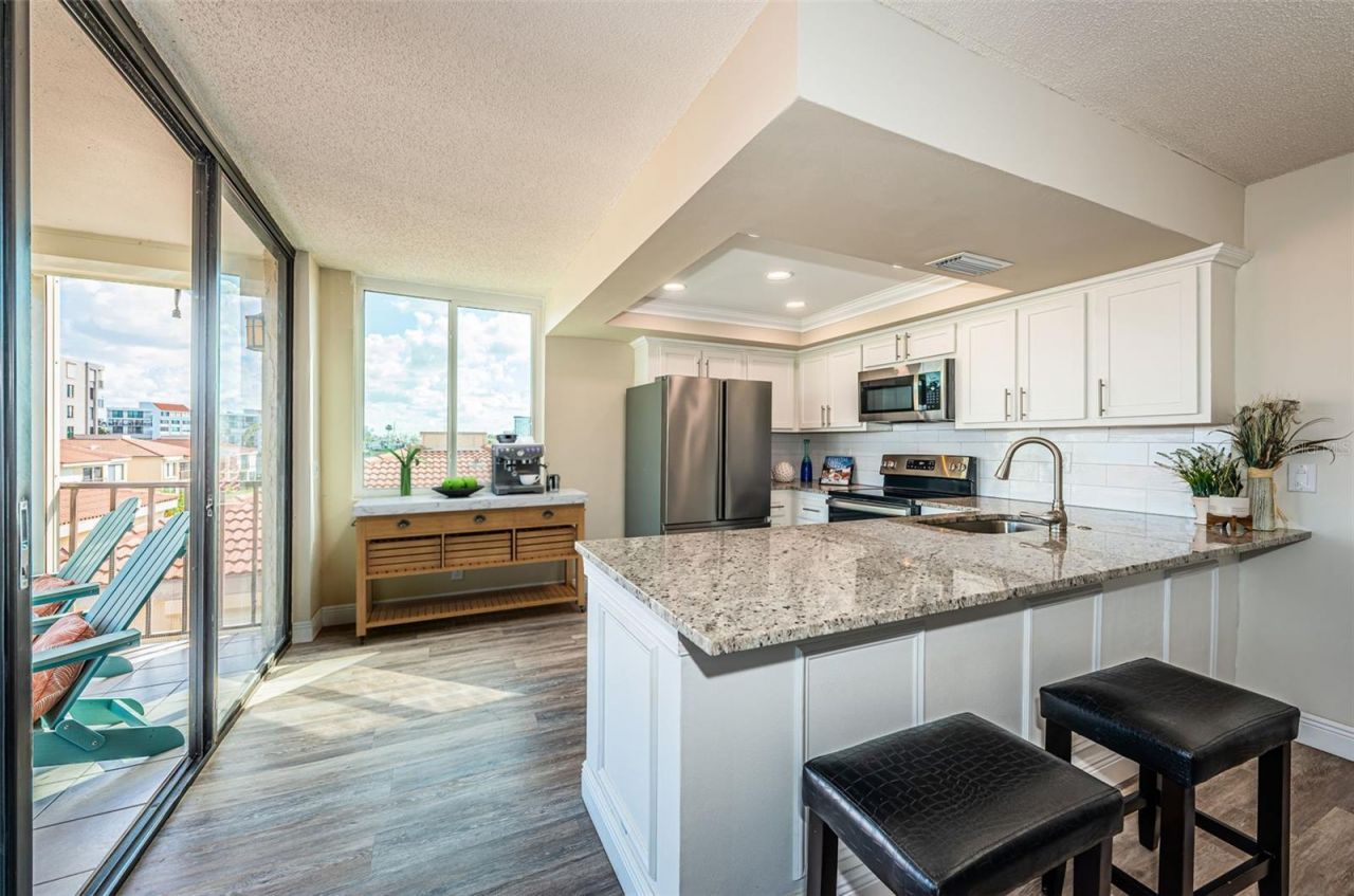 6158 Palma Del Mar Boulevard S, Unit 306, Saint Petersburg, FL 33715 Photo