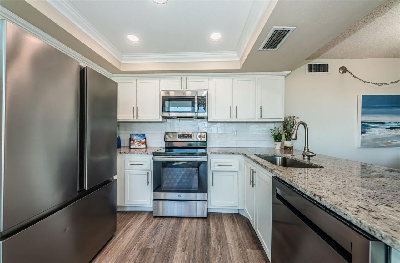 6158 Palma Del Mar Boulevard S, Unit 306, Saint Petersburg, FL 33715 Photo