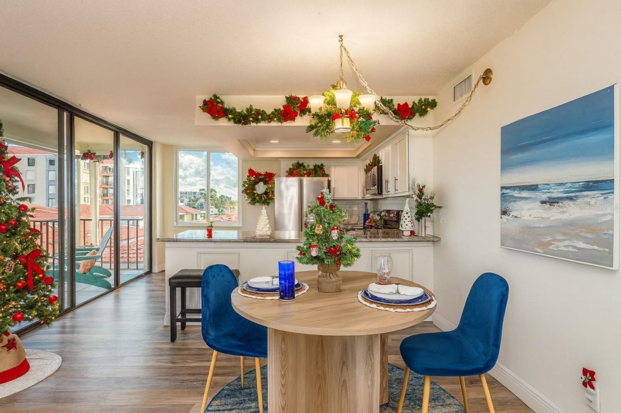 6158 Palma Del Mar Boulevard S, Unit 306, Saint Petersburg, FL 33715 Photo