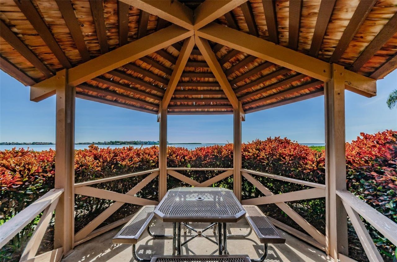 6158 Palma Del Mar Boulevard S, Unit 306, Saint Petersburg, FL 33715 Photo