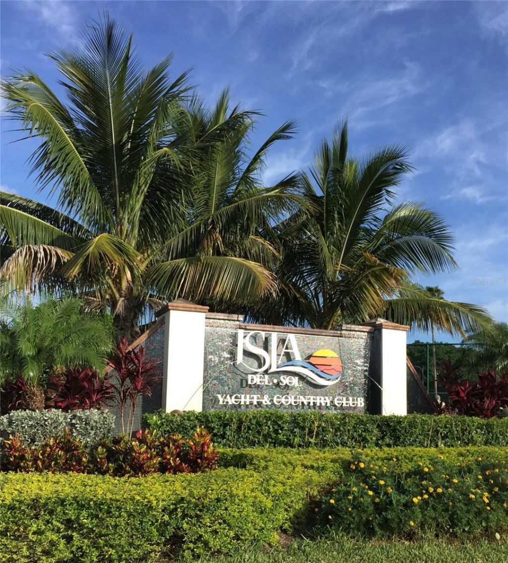 6158 Palma Del Mar Boulevard S, Unit 306, Saint Petersburg, FL 33715 Photo