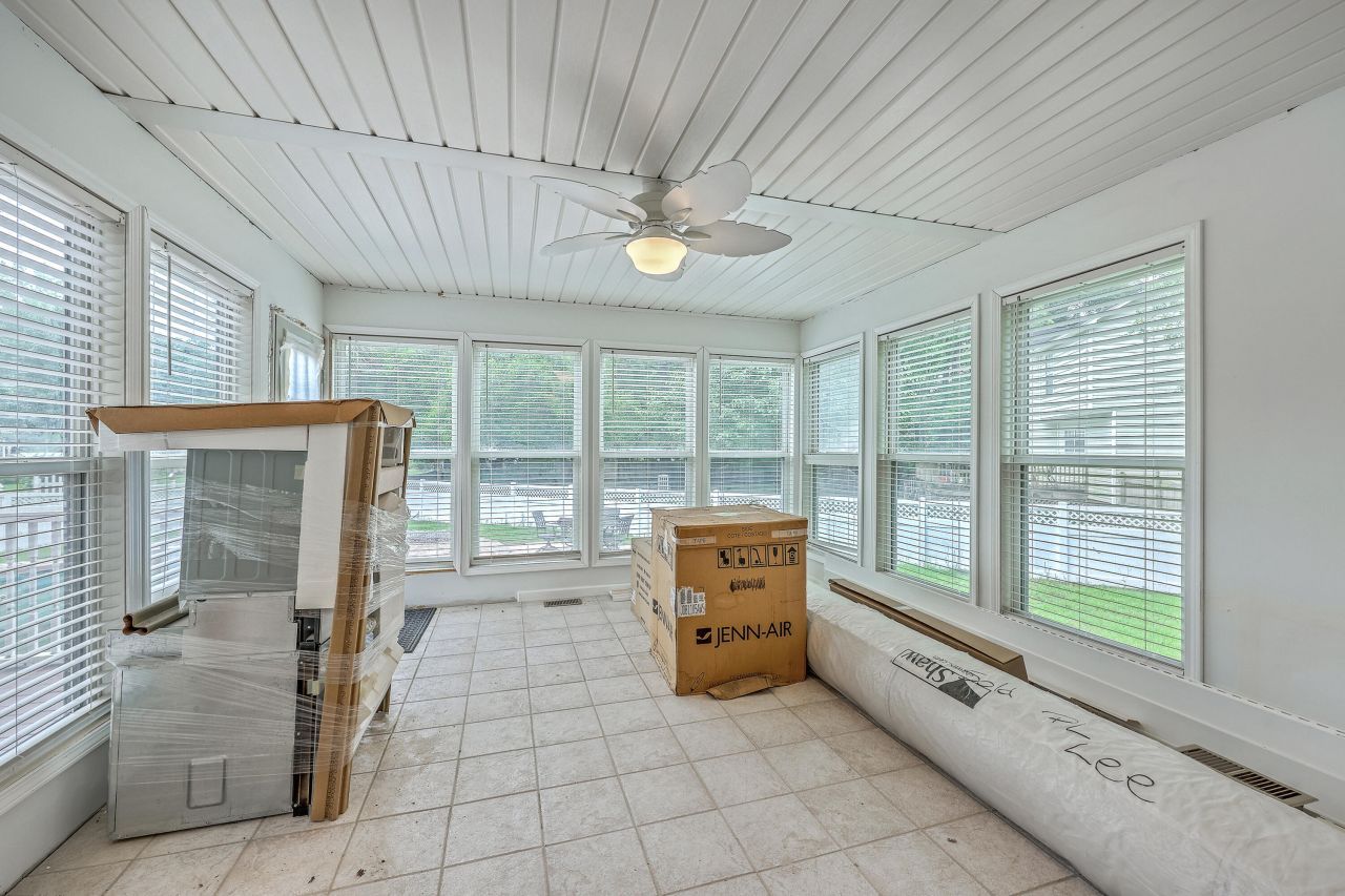 125 Eston Drive Photo 13