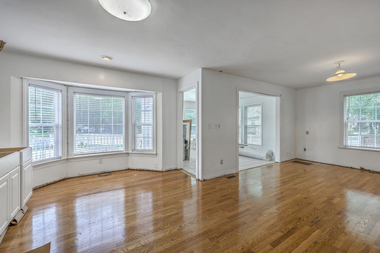 125 Eston Drive Photo 18