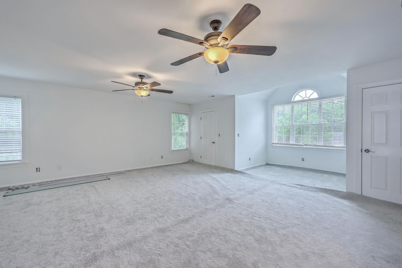 125 Eston Drive Photo 25