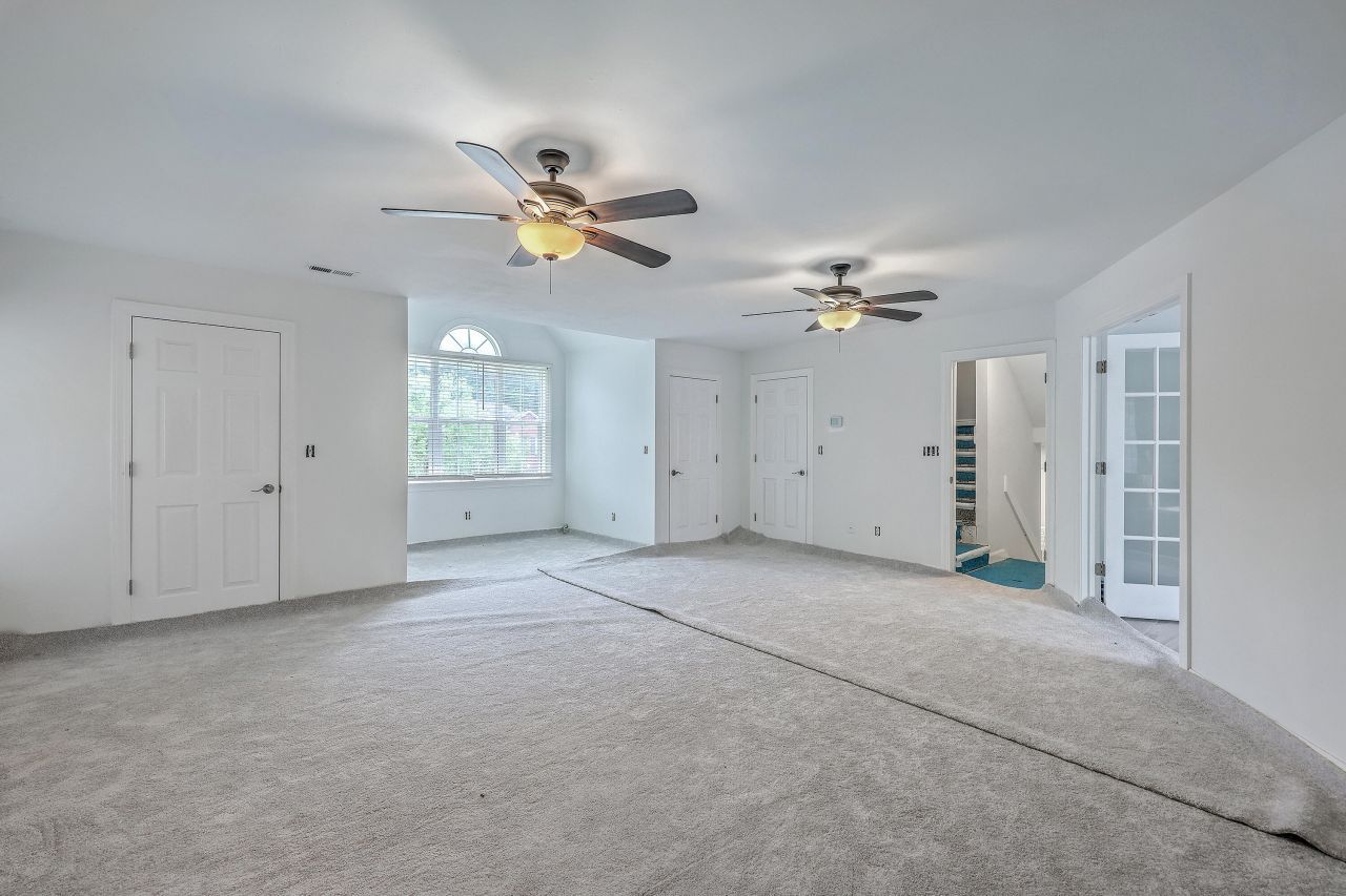 125 Eston Drive Photo 26