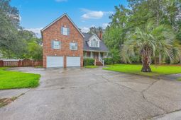 125 Eston Drive photo 4