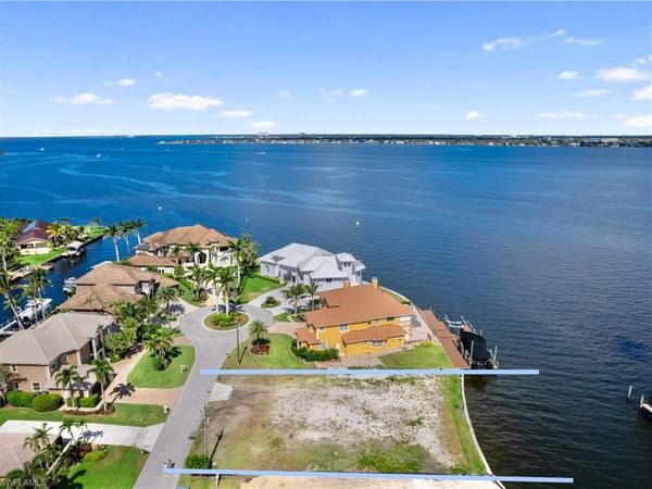 799 Cypress Lake CIR, FORT MYERS, FL 33919