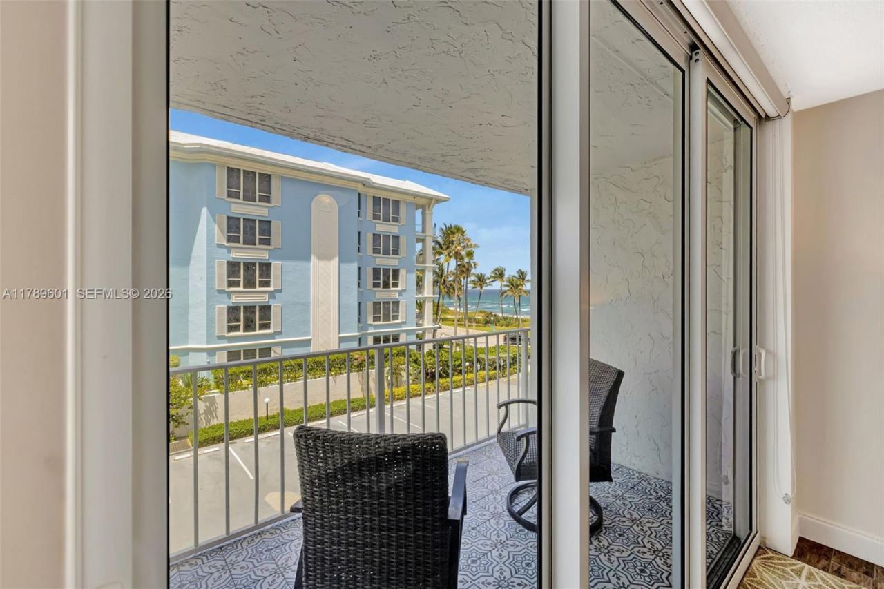 800 SE 20th Ave, Unit 303, Deerfield Beach, FL 33441 Photo