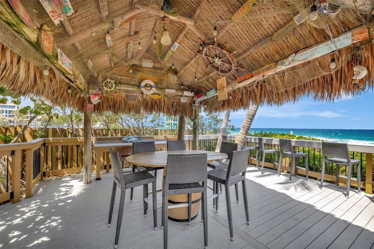 800 SE 20th Ave, Unit 303, Deerfield Beach, FL 33441 Photo